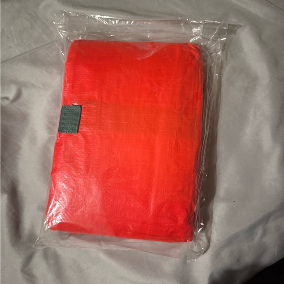 Christmas Tree Bag 
BRAND NEW IN PACKAGING 
6-7 foot tree - Picture 2 of 2